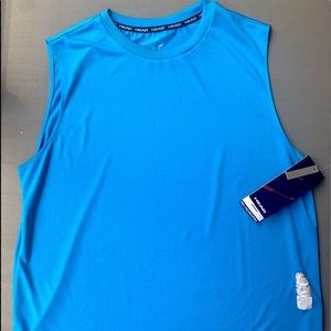 Head moisture wicking sleeveless top L